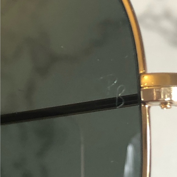 *SOLD* Authentic Ray Ban Polarized Aviators Gold Women’s 58 mm - Picture 6 of 12